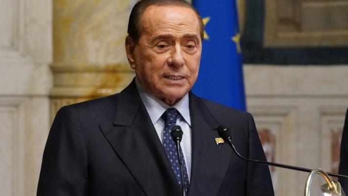 Caro bollette, Berlusconi "A rischio famiglie e imprese"