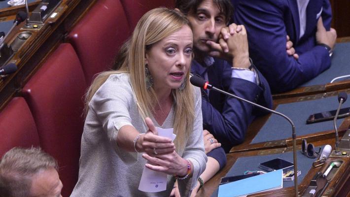 Governo, tempi paradossali con la crisi alle porte