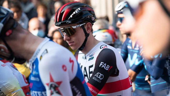 Seconda vittoria di fila di Pogacar al Giro di Lombardia