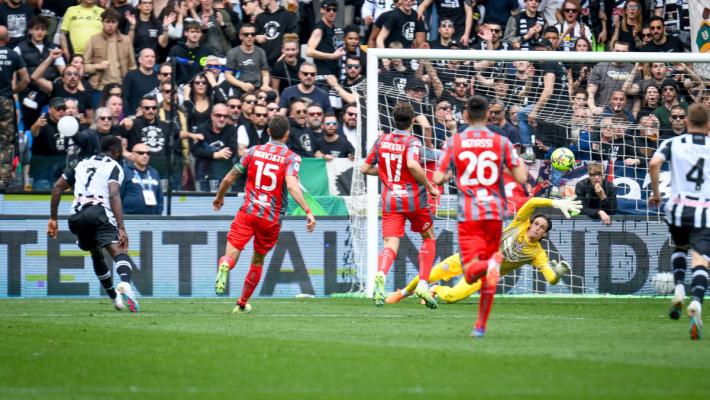 L'Udinese torna alla vittoria, 3-0 alla Cremonese