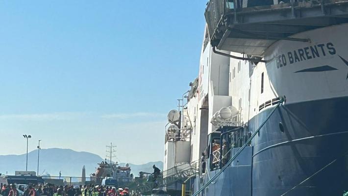 Nave Geo Barents giunta a Napoli per sbarco 75 migranti