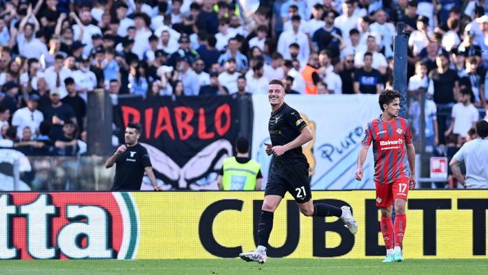 Doppio Milinkovic: festa Champions per la Lazio all'Olimpico, la Cremonese ko 3-2 torna in B