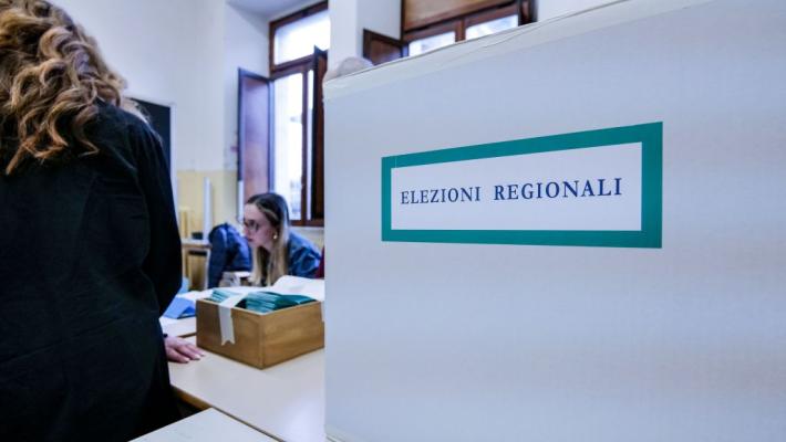 Regionali Abruzzo, scontro Marsilio-D'amico. Urne aperte fino alle 23