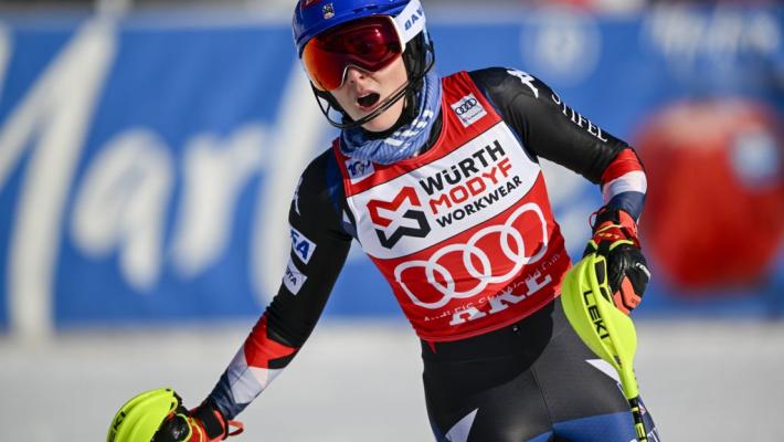 Shiffrin vince lo slalom di Are e l'ottava coppa di Specialità