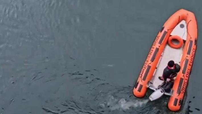 Suviana, continuano le ricerche di Vigili del fuoco e sommozzatori - Video 