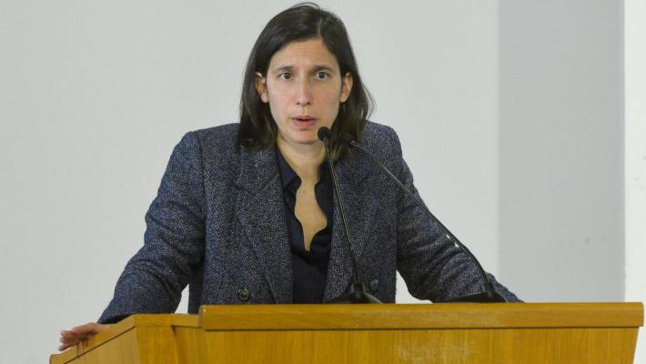 Schlein "Toti non resti un minuto di più. La politica alzi la guardia"