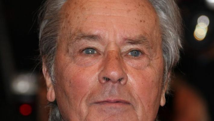 È morto Alain Delon, aveva 88 anni