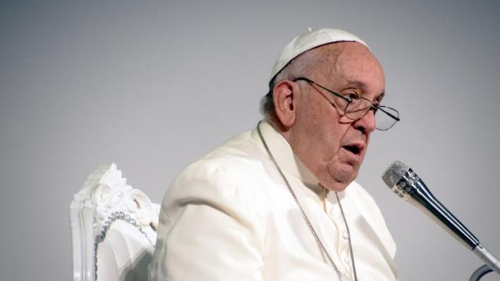 Papa Francesco "Nella Chiesa non c'è posto per l'abuso"