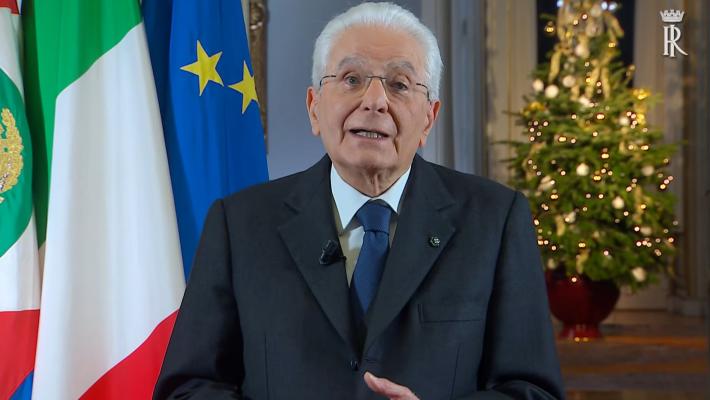 Mattarella: "Mai come adesso la pace grida la sua urgenza"