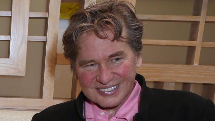 È morto Val Kilmer, attore di Top Gun, The Doors e Batman Forever
