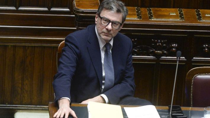 Giorgetti "Uso accorto delle risorse per fronteggiare shock negativi"