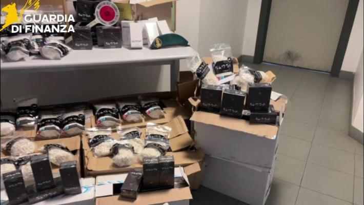 Smantellata filiera fumo illegale a Palermo, sequestro per 11 milioni
