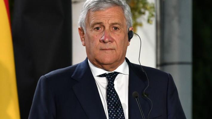 Manovra, Tajani "Modifica su affitti brevi o non voteremo mai"