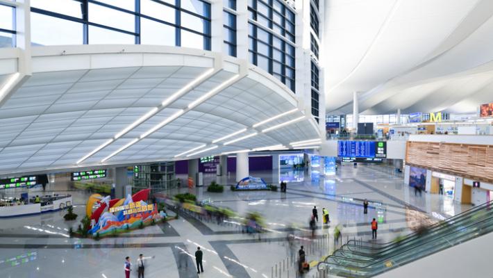 Cina: inaugurato a Urumqi centro di servizi aeroportuali per arrivi stranieri