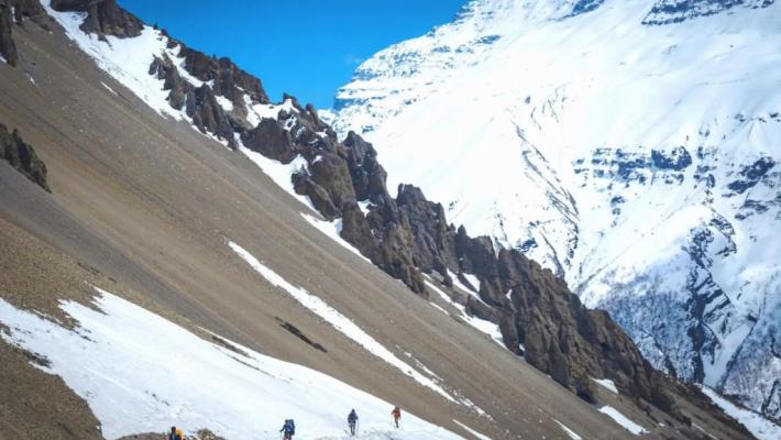 Farnesina, contattati i 5 alpinisti di Como in Nepal, stanno bene