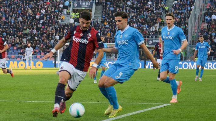 Il Napoli cade 2-0 a Bologna, decidono Dallinga e Lucumì