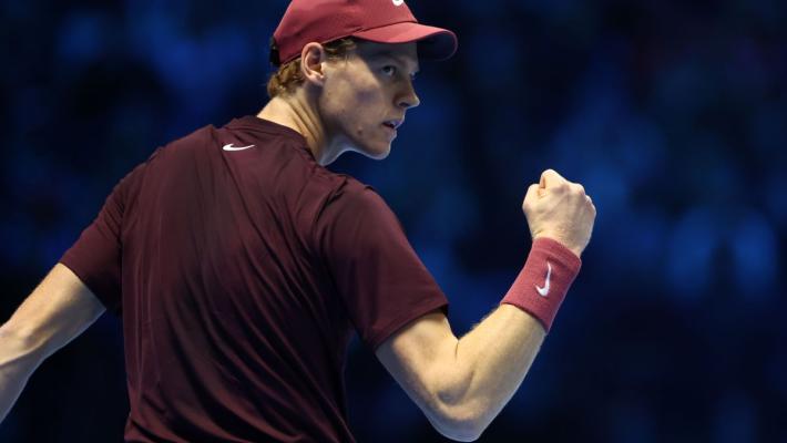 Esordio ok per Sinner alle Atp Finals, Auger-Aliassime ko in due set