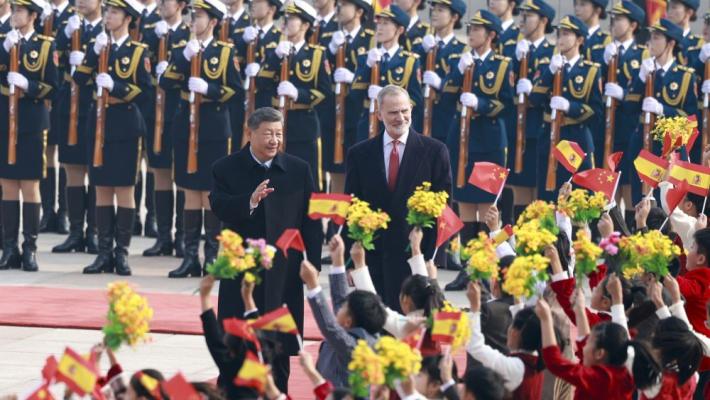 Cina, Xi incontra il Re di Spagna Felipe VI