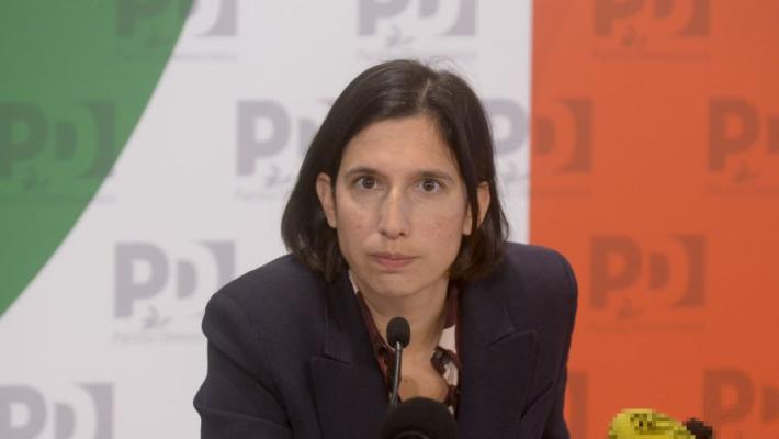 Governo, Schlein "Basta con scaricabarile, si assuma responsabilità"