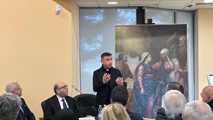 Banca del Fucino, svelato a L'Aquila il restauro della tela "La Visitazione"