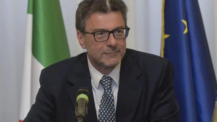 Moody's promuove l'Italia, Giorgetti "Fiducia nel Paese"