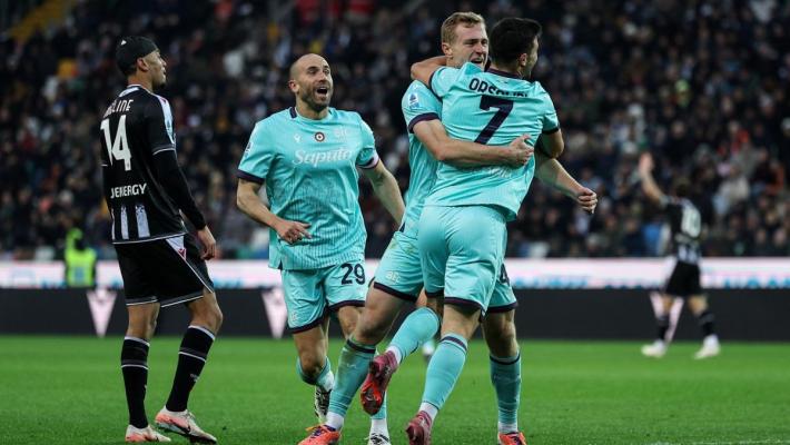 Il Bologna espugna Udine e aggancia Inter e Roma in vetta