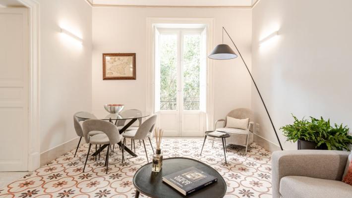 Booking.com: gli italiani scelgono la casa vacanza in soli 10 secondi