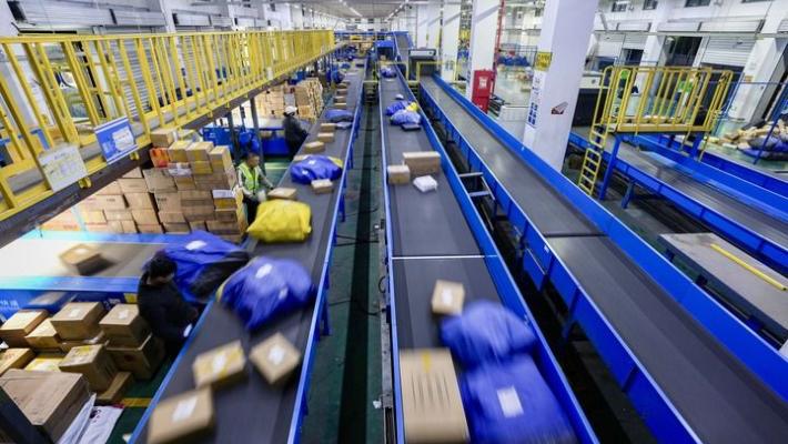 Cina, il settore della logistica continua la sua espansione