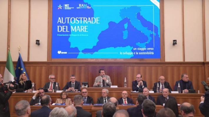 Venti anni di Autostrade del Mare, 52mila km di tratte e 18 porti italiani