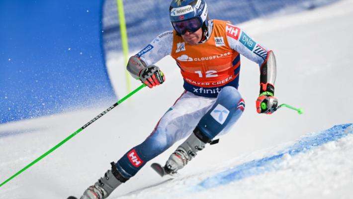 Haugan vince lo Slalom in Val d'Isere, Vinatzer quarto in rimonta