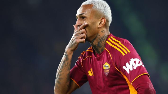 Wesley-gol, all'Olimpico la Roma piega il Como 1-0
