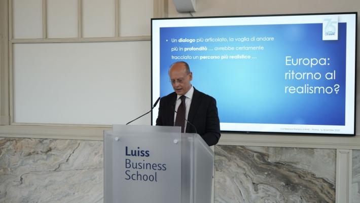 Unrae "Per il pacchetto Automotive Ue servono scelte chiare e senza rinvii"