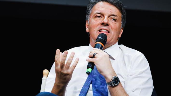 Renzi "Il governo tira a campare, centrosinistra si svegli"