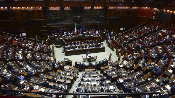 Dalla Camera via libera definitivo con 216 s&igrave;, la manovra &egrave; legge