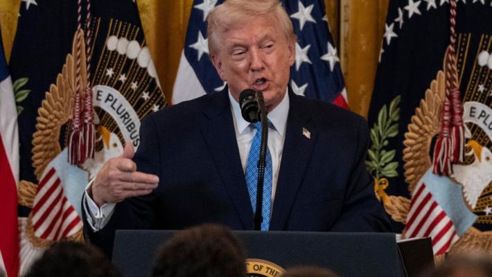 Trump "Gli Stati Uniti hanno catturato Maduro e la moglie"