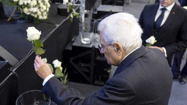 Mattarella alla cerimonia in memoria delle vittime dell'incendio di Crans-Montana