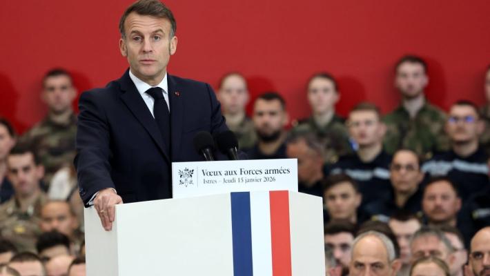 Groenlandia, Macron risponde a Trump "Minacce dazi inaccettabili"