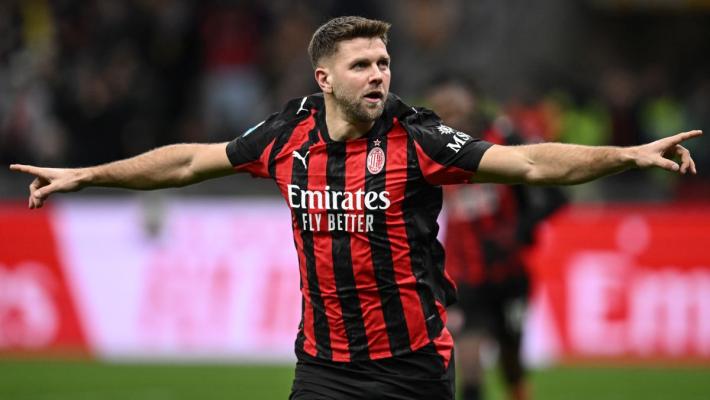 Ci pensa Fullkrug, il Milan batte il Lecce ed &egrave; a -3 dall'Inter