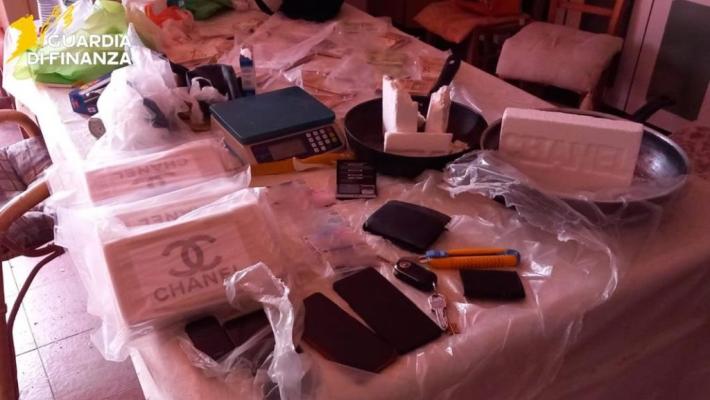 Sequestrata cocaina per 1 milione di euro, cinque arresti nel cosentino