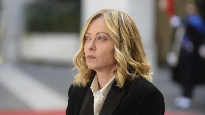 Meloni in visita a Niscemi, riunione operativa sull'emergenza frana