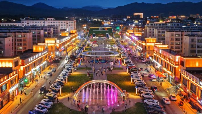 Fondi da tutta la Cina per lo sviluppo della regione autonoma dello Xinjiang