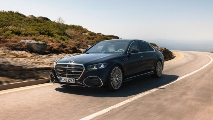 Nuova Mercedes-Benz Classe S, fino a quattro versioni per l'ammiraglia