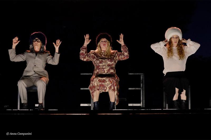 &laquo;Tre sorelle&raquo; alla ricerca di se stesse