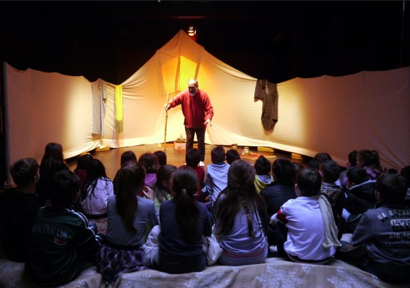 Arena Teatro al Parco, sotto una tenda nomade per vivere avventure esotiche e un concerto che fonde pizzica e afroblues