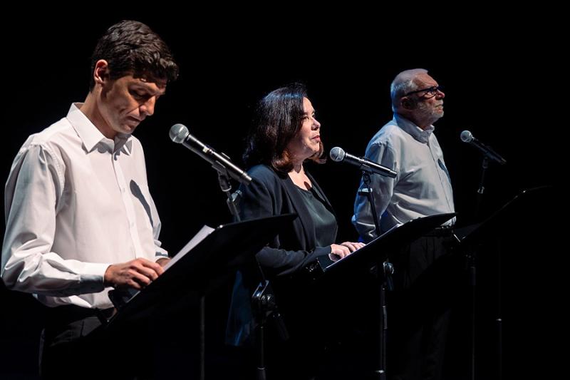 Passeggiata resistente e al Teatro Due "I miei sette figli"
