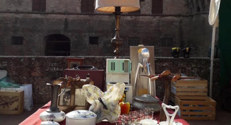 ARTE e FOOD - Un Aperitivo Alchemico con Parmigianino.  In centro storico Mercatino dell'Antiquariato. 