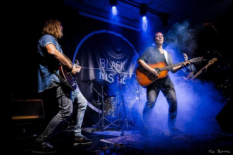 Il gruppo Cheap Wine 