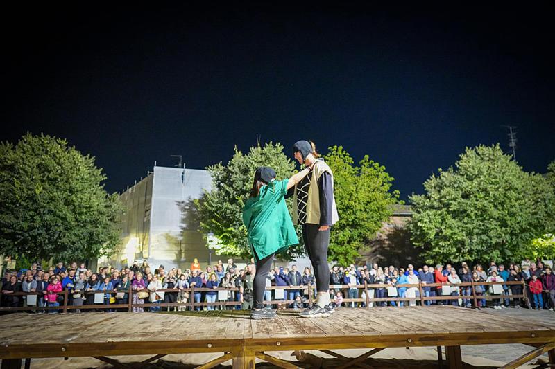 Gens Mathildis: sul &ldquo;ponte&rdquo; salgono le donne