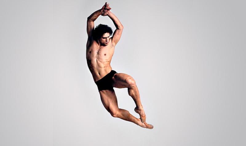 Si accende la stella di Ivan Vasiliev: &laquo;Love is everywhere&raquo;