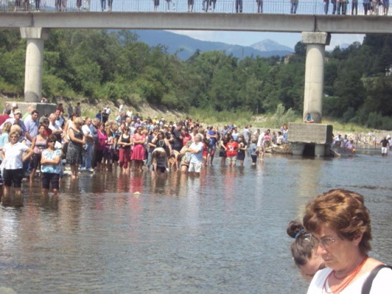 Tradizionale benedizione delle acque del Taro 